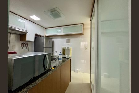 Apartamento para alugar com 90m², 3 quartos e sem vaga Apartamento para alugar com 90m², 3 quartos e sem vagaCozinha