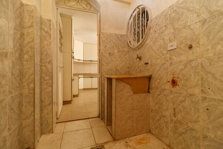 Casa à venda com 150m², 2 quartos e 1 vagaÁrea de Serviço