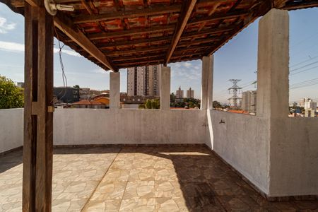 Casa à venda com 150m², 2 quartos e 1 vagaTerraço