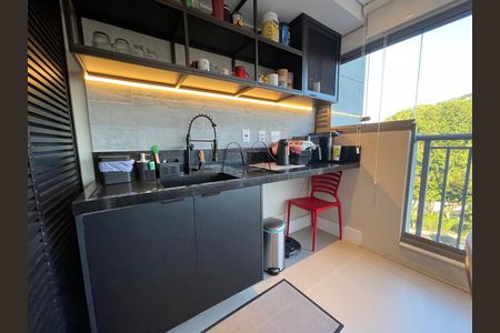 Apartamento para alugar com 72m², 2 quartos e 1 vaga Apartamento para alugar com 72m², 2 quartos e 1 vagaVaranda da Sala