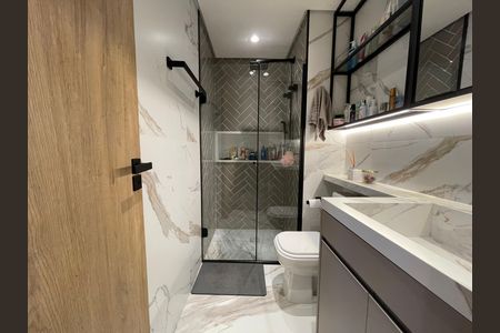 Banheiro da Suíte de apartamento para alugar com 2 quartos, 72m² em Butantã, São Paulo