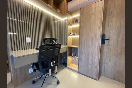 Apartamento para alugar com 72m², 2 quartos e 1 vaga Apartamento para alugar com 72m², 2 quartos e 1 vagaSala