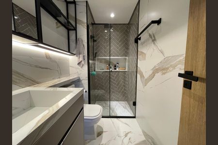 Apartamento para alugar com 72m², 2 quartos e 1 vaga Apartamento para alugar com 72m², 2 quartos e 1 vagaBanheiro Social