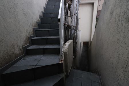 Casa à venda com 400m², 6 quartos e 3 vagasEscada