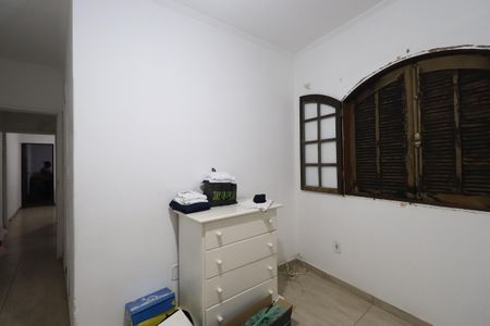 Casa à venda com 400m², 6 quartos e 3 vagasQuarto 4