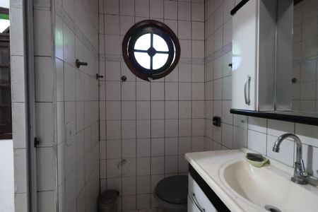 Casa à venda com 400m², 6 quartos e 3 vagasBanheiro da Suíte 4