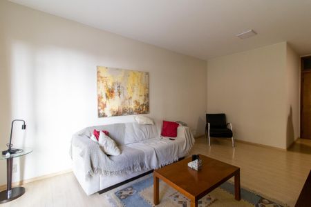 Apartamento à venda com 130m², 3 quartos e 2 vagasSala