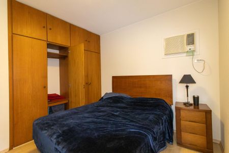 Suíte de apartamento à venda com 3 quartos, 130m² em Centro, Campinas