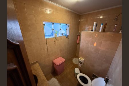 Casa à venda com 428m², 4 quartos e 5 vagasBanheiro Quarto Suíte 3