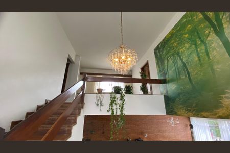 Casa à venda com 428m², 4 quartos e 5 vagasHall Superior