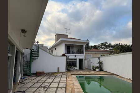 Casa à venda com 428m², 4 quartos e 5 vagasÁrea Externa