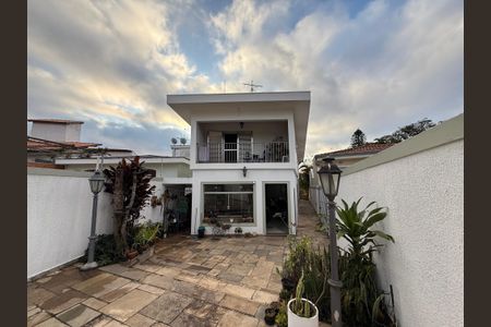 Casa à venda com 428m², 4 quartos e 5 vagasÁrea Externa