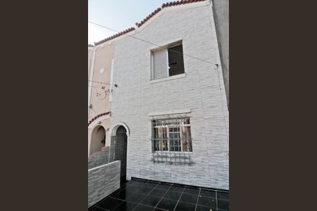 Casa à venda com 150m², 4 quartos e 1 vaga Casa à venda com 150m², 4 quartos e 1 vagaÁrea externa