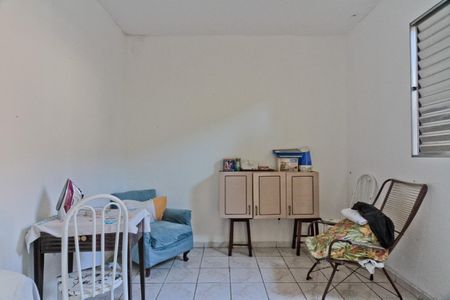Casa à venda com 150m², 4 quartos e 1 vaga Casa à venda com 150m², 4 quartos e 1 vagaQuarto de Serviço