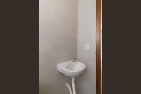 Apartamento à venda com 40m², 2 quartos e 1 vaga Apartamento à venda com 40m², 2 quartos e 1 vagaBanheiro