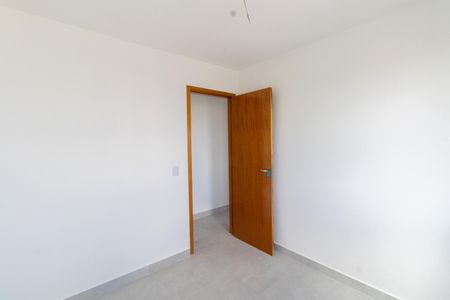 Quarto 1 de apartamento à venda com 2 quartos, 40m² em Parque Sonia, São Paulo