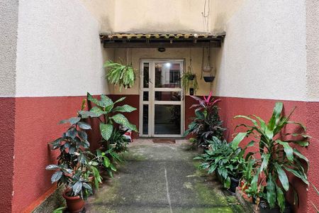Apartamento para alugar com 45m², 2 quartos e 1 vagaFachada e portaria