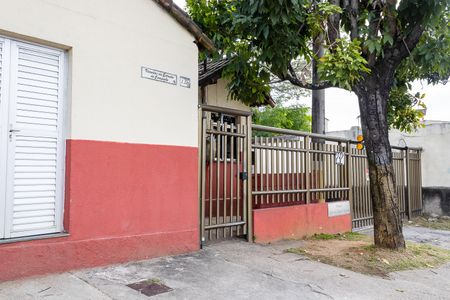 Fachada do condomínio de apartamento para alugar com 2 quartos, 45m² em Campo Grande, Rio de Janeiro