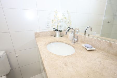 Apartamento para alugar com 90m², 3 quartos e 2 vagasBanheiro da Suíte