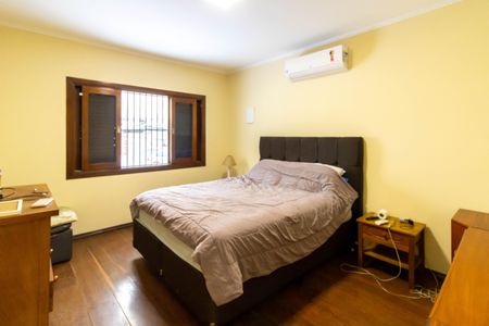 Casa para alugar com 100m², 4 quartos e 3 vagasSuíte 1