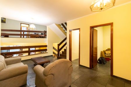 Casa para alugar com 100m², 4 quartos e 3 vagasSala