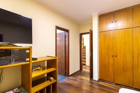 Casa para alugar com 100m², 4 quartos e 3 vagasSuíte 2