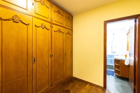 Casa para alugar com 100m², 4 quartos e 3 vagasSuíte 1