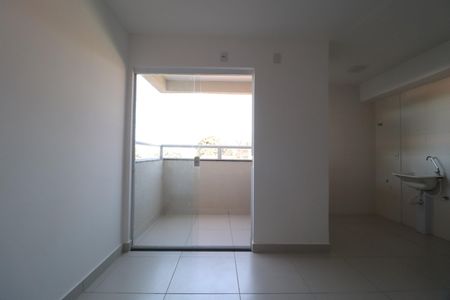 Apartamento para alugar com 74m², 2 quartos e 1 vagaÁrea de Serviço