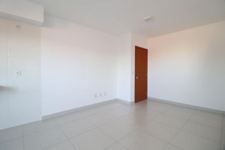 Sala de apartamento para alugar com 2 quartos, 74m² em Chácaras Tubalina E Quartel, Uberlândia