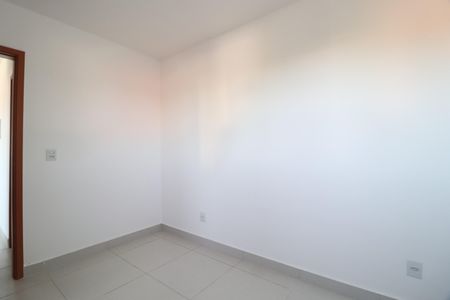 Apartamento para alugar com 74m², 2 quartos e 1 vagaSuíte