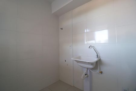 Apartamento para alugar com 74m², 2 quartos e 1 vagaÁrea de Serviço