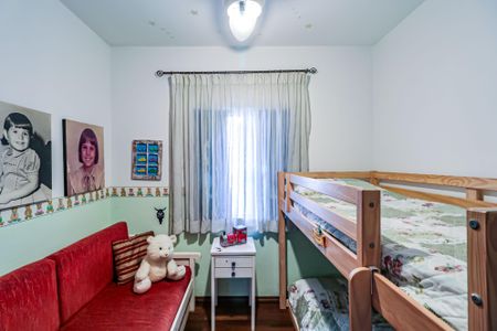 Casa à venda com 300m², 3 quartos e 3 vagasSuíte 1