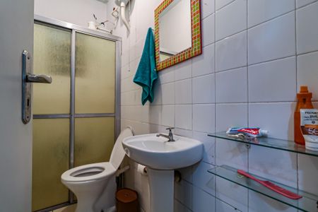 Casa à venda com 300m², 3 quartos e 3 vagasBanheiro de Serviço