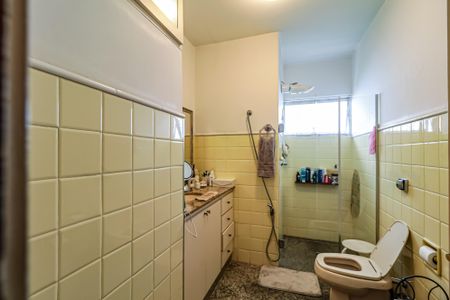 Casa à venda com 300m², 3 quartos e 3 vagasBanheiro Social