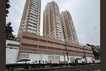 Apartamento à venda com 52m², 2 quartos e 1 vaga Apartamento à venda com 52m², 2 quartos e 1 vagaFachada