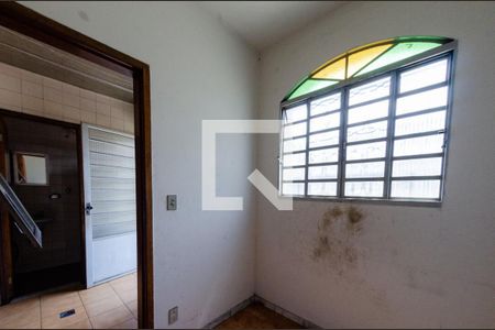 Apartamento para alugar com 80m², 3 quartos e sem vaga