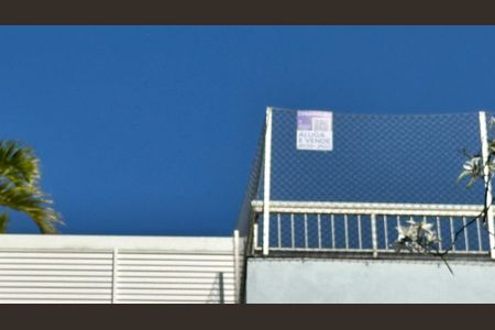 Apartamento à venda com 193m², 2 quartos e 2 vagasPlaquinha