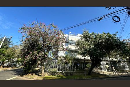 Apartamento à venda com 193m², 2 quartos e 2 vagasFachada