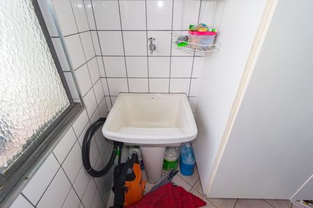 Casa à venda com 270m², 2 quartos e 50 vagas Casa à venda com 270m², 2 quartos e 50 vagasDetalhe - Área de Serviço