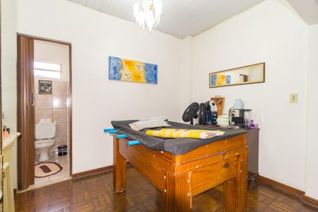 Casa à venda com 270m², 2 quartos e 50 vagas Casa à venda com 270m², 2 quartos e 50 vagasSala de Jantar