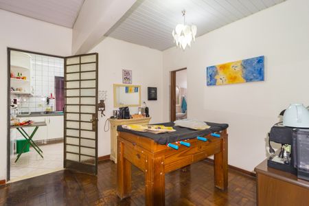 Casa à venda com 270m², 2 quartos e 50 vagas Casa à venda com 270m², 2 quartos e 50 vagasSala de Jantar