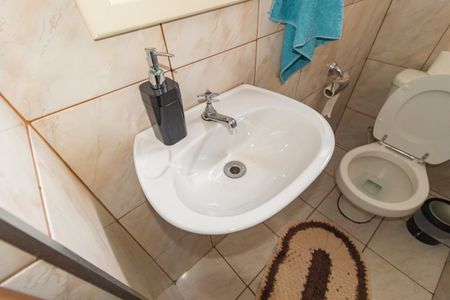 Casa à venda com 270m², 2 quartos e 50 vagas Casa à venda com 270m², 2 quartos e 50 vagasLavabo da Sala de Jantar