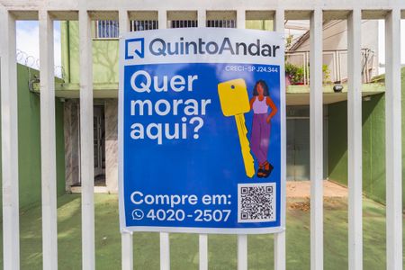 Casa à venda com 270m², 2 quartos e 50 vagas Casa à venda com 270m², 2 quartos e 50 vagasPlaquinha Instalada