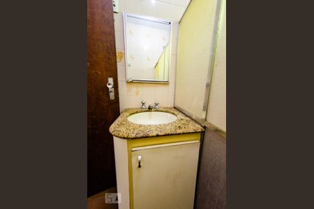 Apartamento para alugar com 80m², 3 quartos e sem vaga