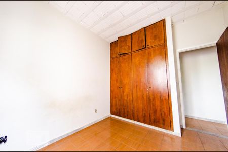Apartamento para alugar com 80m², 3 quartos e sem vaga