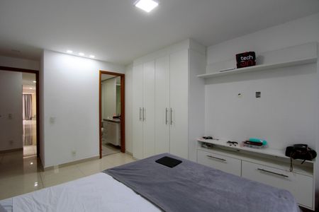 Apartamento à venda com 340m², 3 quartos e 2 vagasQuarto suíte 1