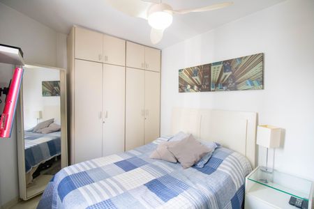 Apartamento à venda com 71m², 2 quartos e 2 vagasSuíte