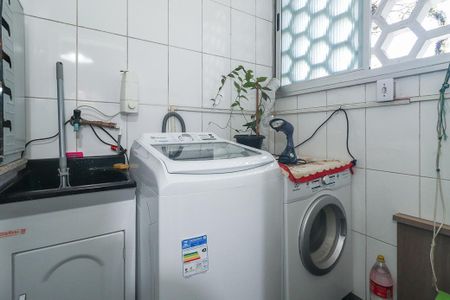 Apartamento à venda com 65m², 2 quartos e sem vagaÁrea de Serviço