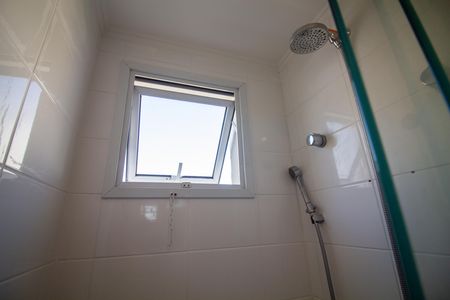 Apartamento para alugar com 65m², 2 quartos e 1 vaga Apartamento para alugar com 65m², 2 quartos e 1 vagaBanheiro da Suíte