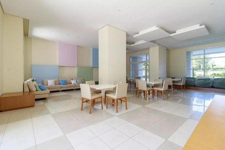 Apartamento para alugar com 65m², 2 quartos e 1 vaga Apartamento para alugar com 65m², 2 quartos e 1 vagaÁrea comum - Salão de Festas
